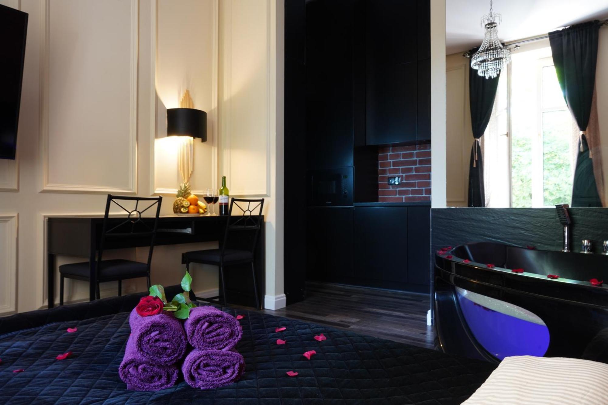 Spa Bath Apartment Краків Екстер'єр фото